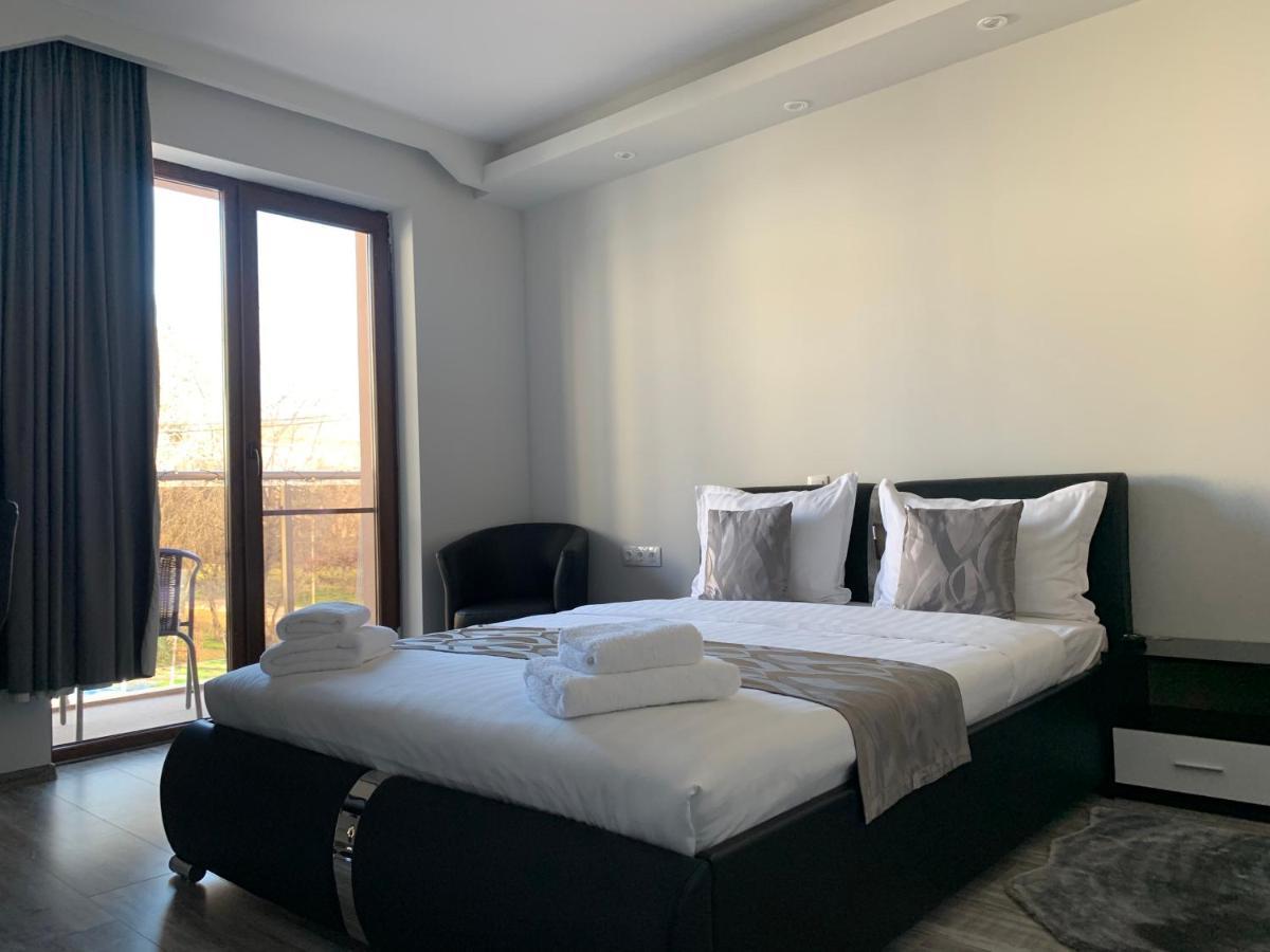Vivian Apartaments Sandanski Esterno foto